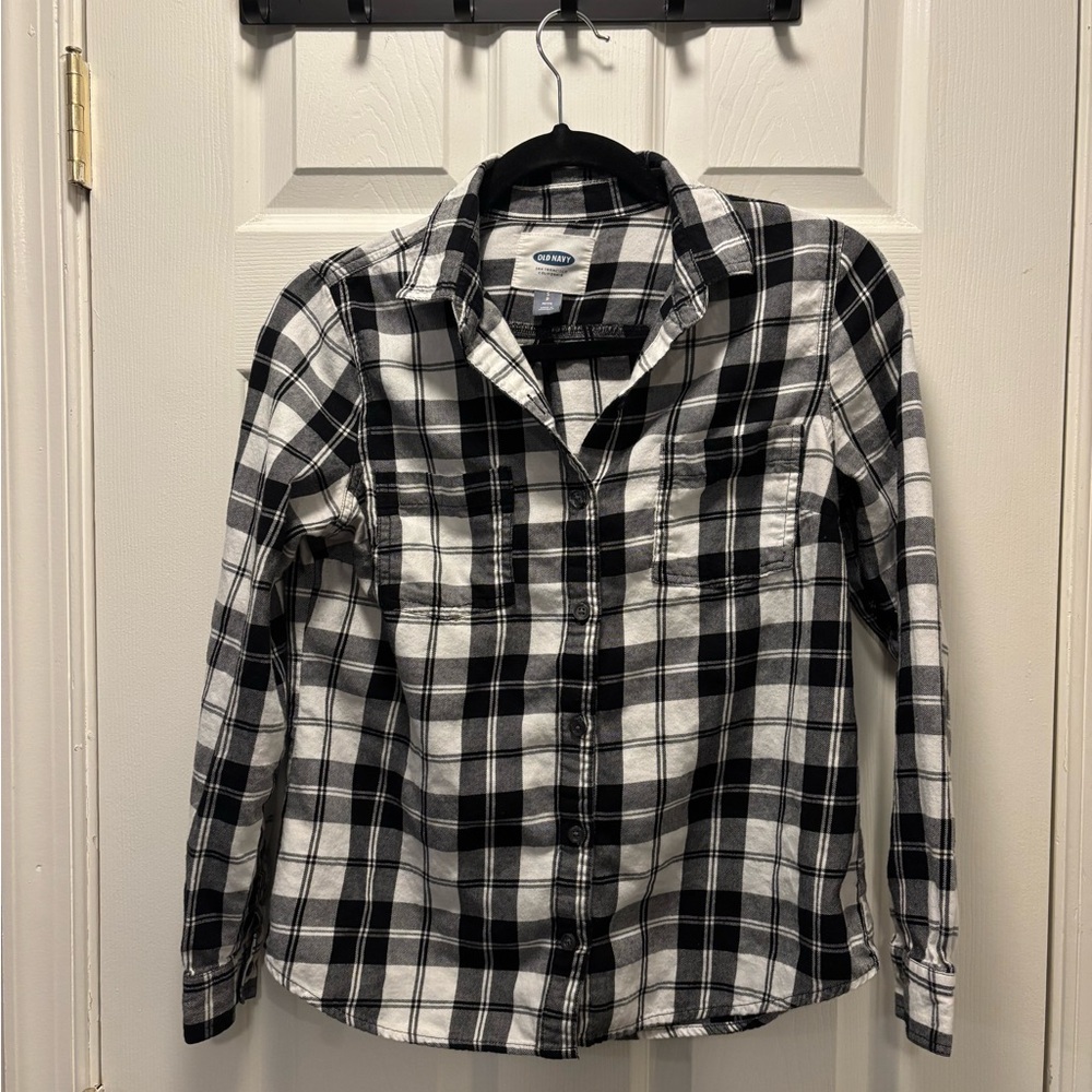 Old Navy Women’s Checkered Button Down Shirt